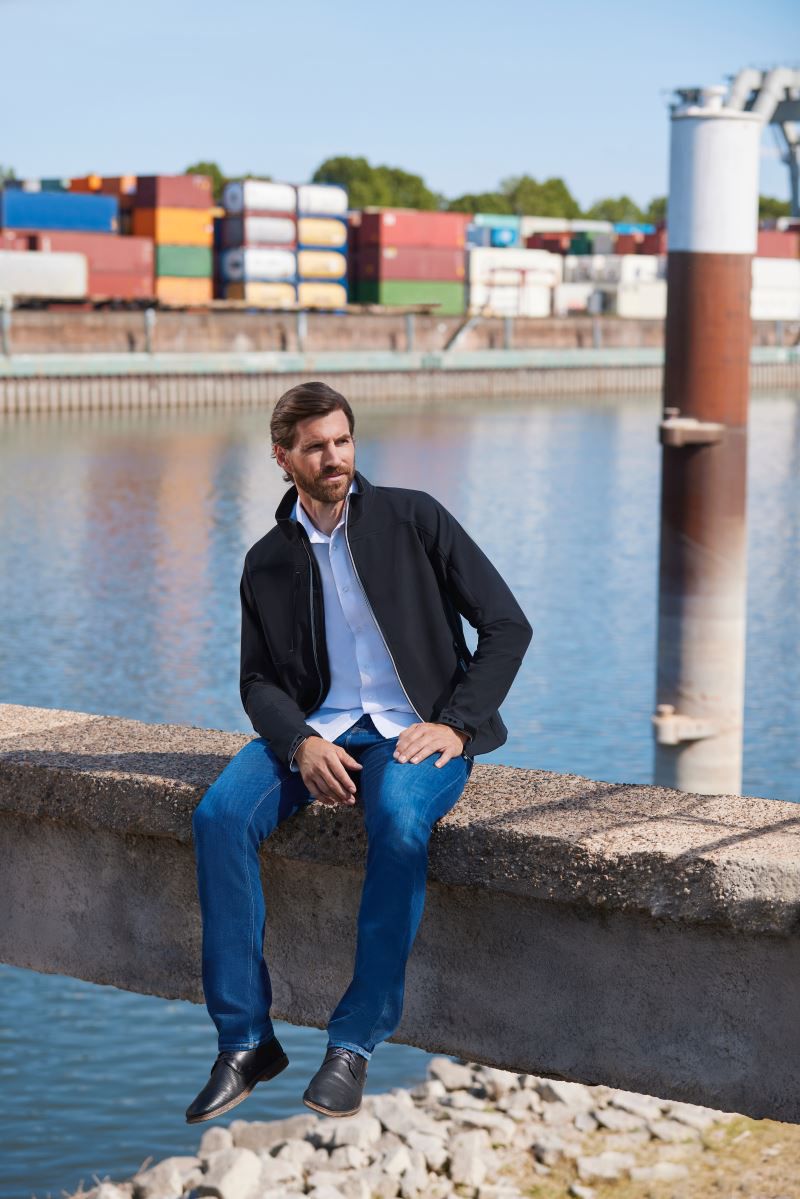 {"iN":"576e875d-4141-46e0-9e0b-6d4275e63ea8","fH":"28C3EB55B71E42648F1F617C481DCD07","iP":1,"iT":1,"iU":[6]}