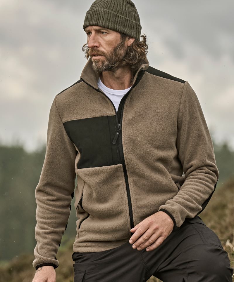 {"iN":"c98ed517-9b51-4b1e-a9e1-d94fe1212401","fH":"388467A3247A0C4D294353ACE24F45F9","iP":1,"iT":1,"iU":[1]}