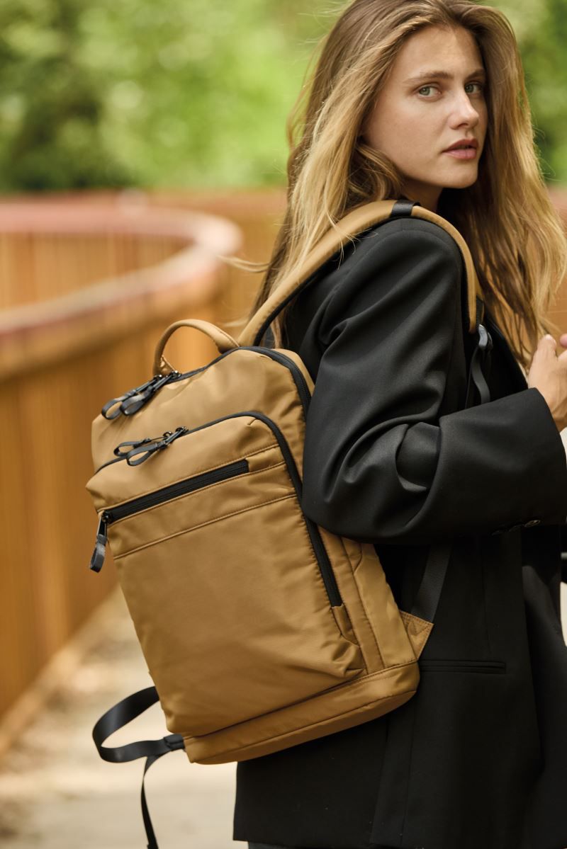 {"iN":"76fc9129-225b-4dcb-b96b-52d2170d14f2","fH":"36276748CDC2E433864A242CD51EE7B8","iP":1,"iT":1,"iU":[6]}